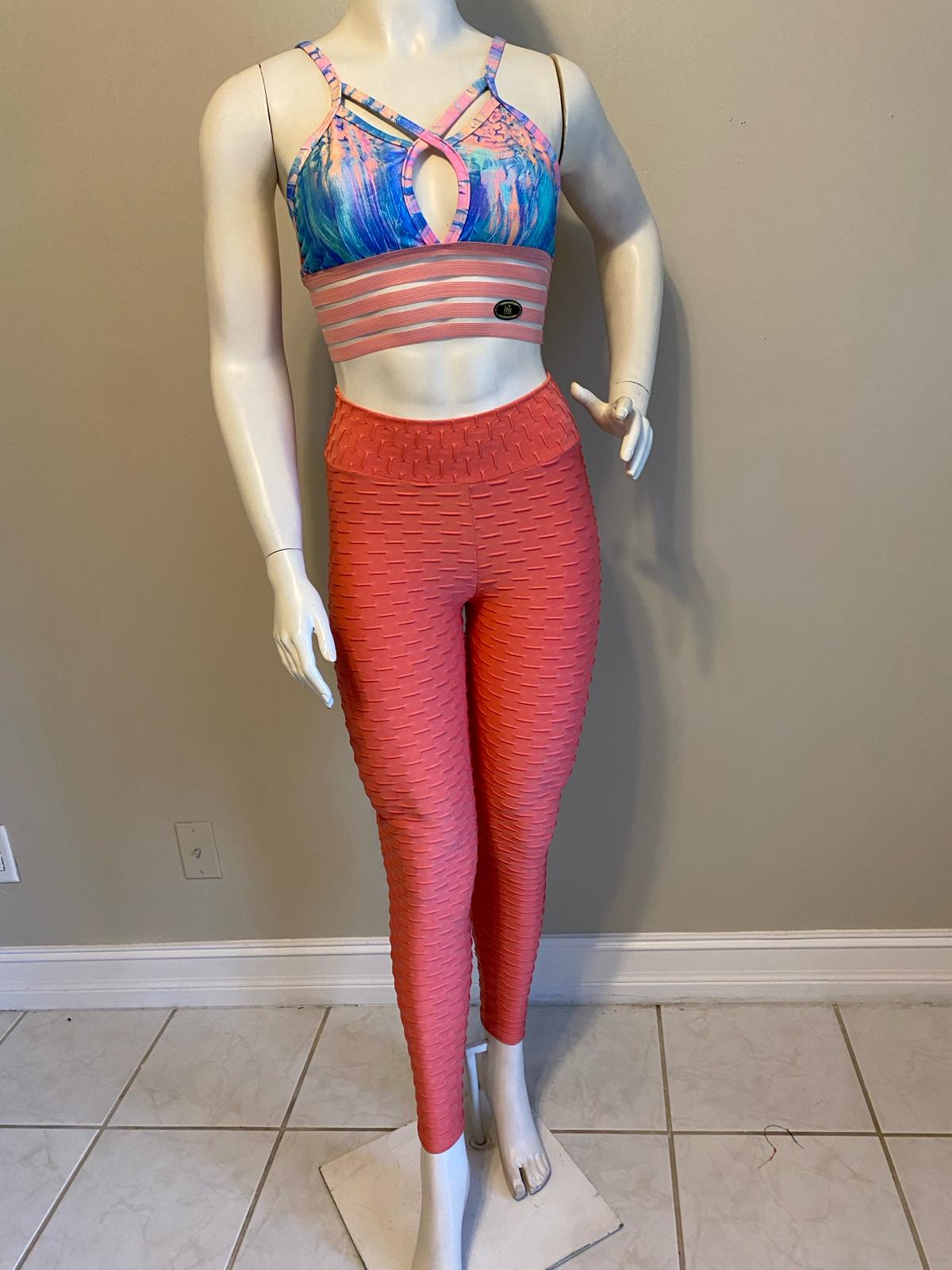 SCRUNCH BOOTY LIGHT ORANGE WAVE LEGGING AND TOP NO RETURN